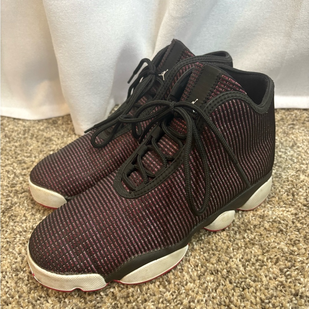 Nike Air Jordan Horizon GG Hightops Basketball Shoes Size 5.5Y EUC Women’s Sz 7